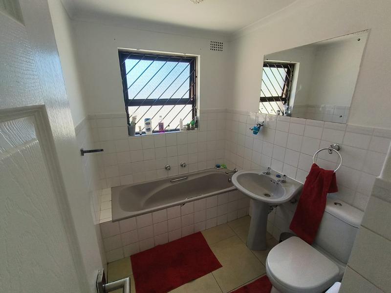 To Let 3 Bedroom Property for Rent in St Dumas Western Cape